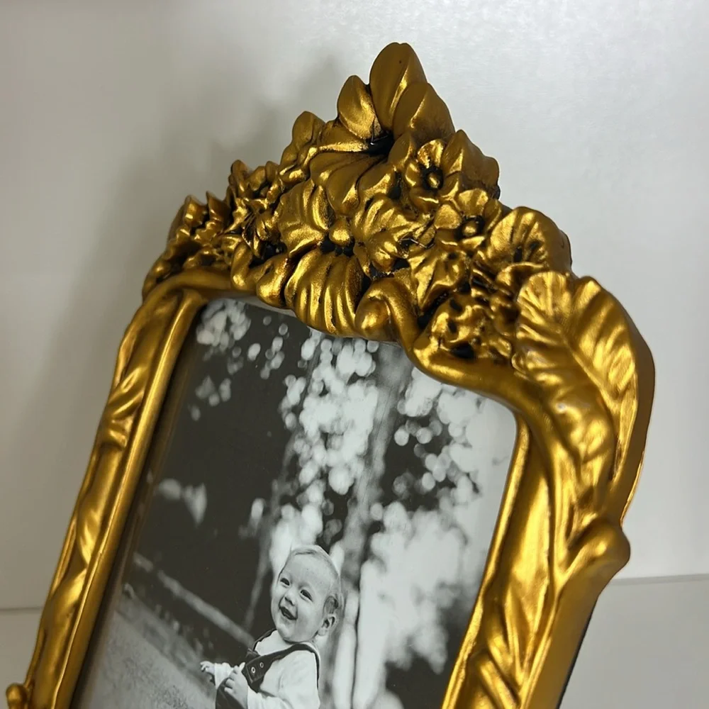 Gold Floral Picture Frame